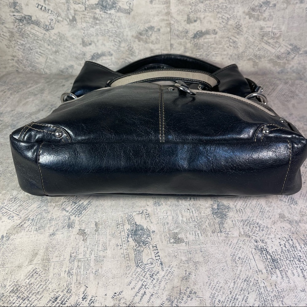 Nine West Black Shoulder Bag Classic Everyday Purse Silver Hardware - Picture 7 of 14